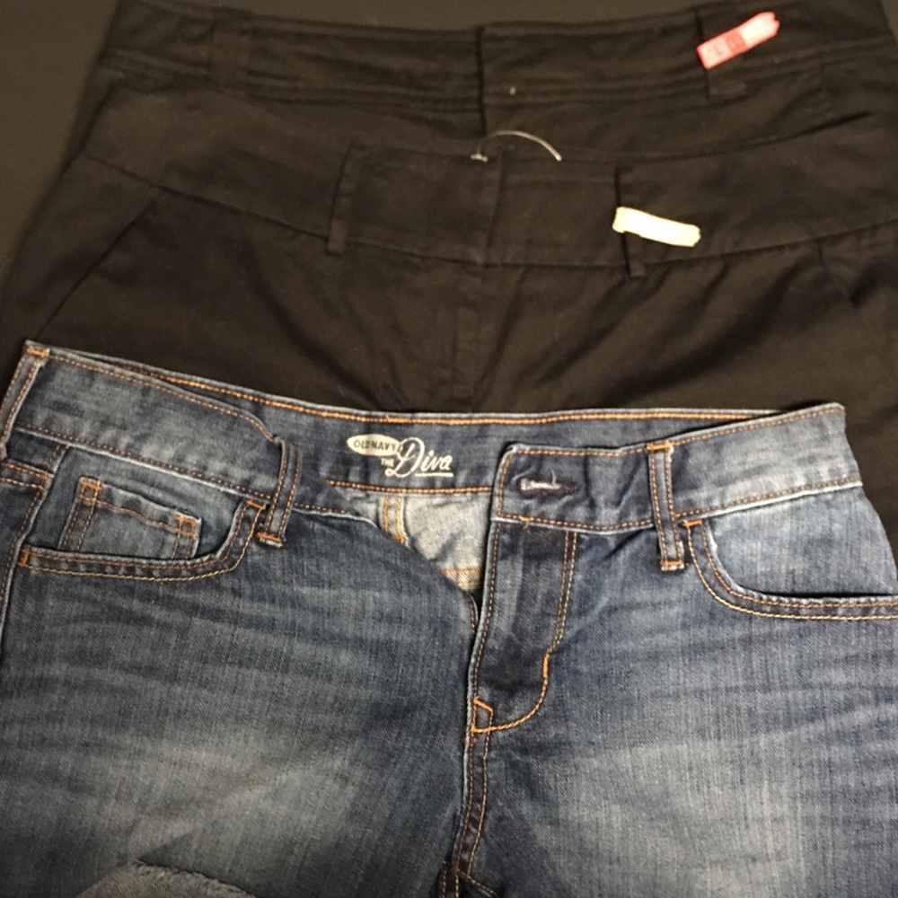 Lot of 3 pairs of shorts. Customize bundle.